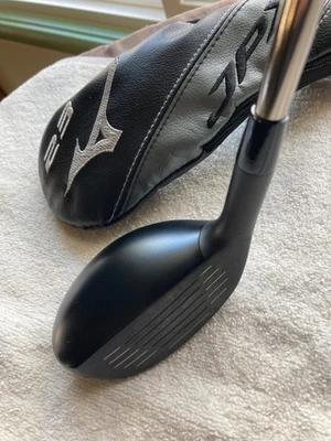 Mizuno JPX923  Fli-Hi 23*  Hybrid Recoil Senior Flex - Image 1 of 4