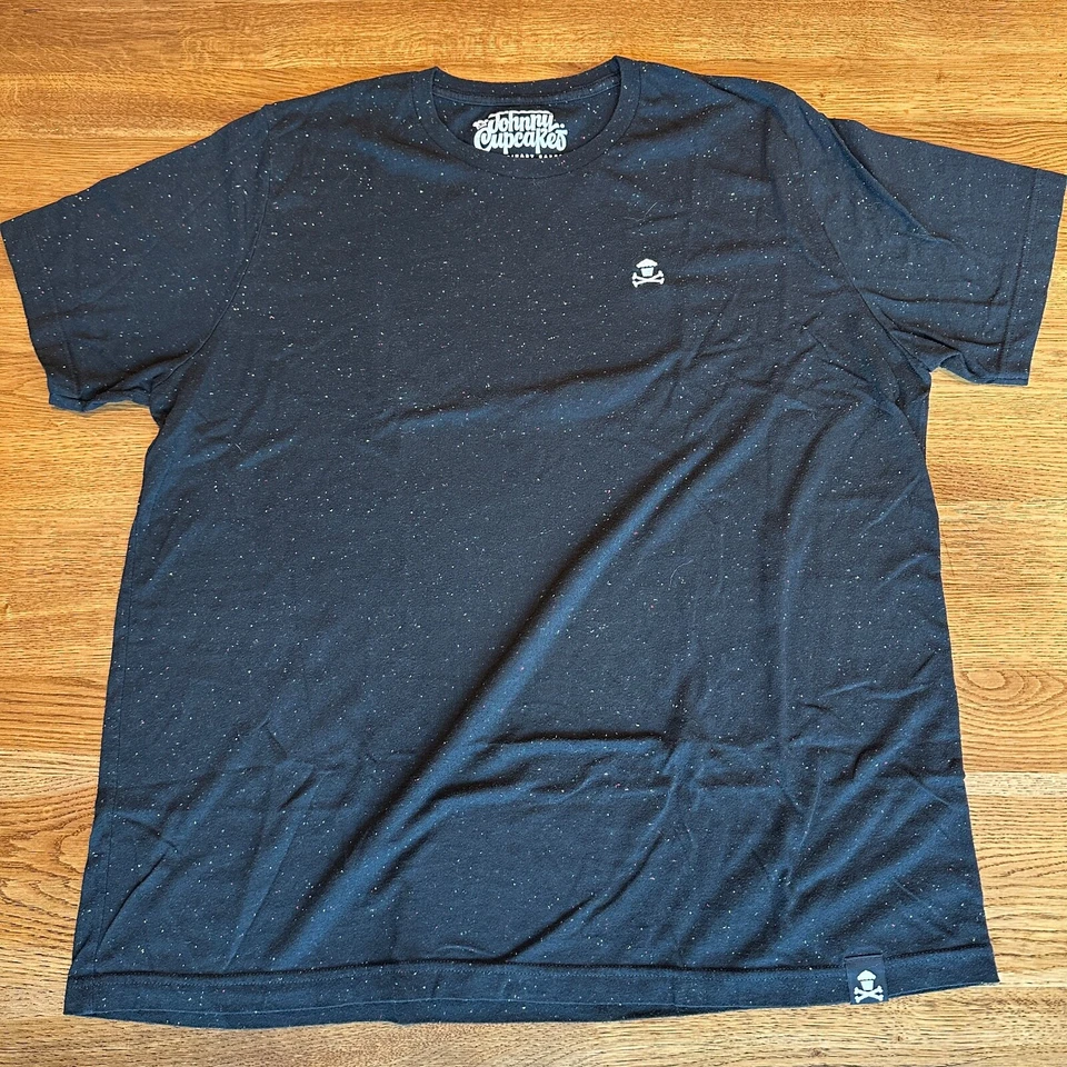 Camisa Manchada Johnny Cupcakes Tri-Mezcla Talla L  Foto 1 de 1