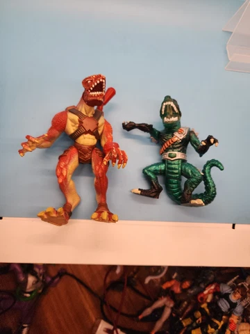 Duel Masters Action Figure Firesweeper Hasbro 2003 and Chap Mei Green dragon Cover