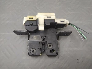 Renault Clio III Anno 2005>2012 Serratura Chiusura Cofano posteriore Originale - Foto 1 di 8