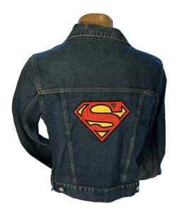 2001 Super Girl Warner Brothers Jean Jacket Girl Large Blue Dark Wash Denim Logo - Picture 1 of 13