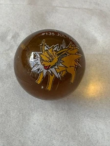 Pokémon de mármol #135 Jolteon - Imagen 1 de 3