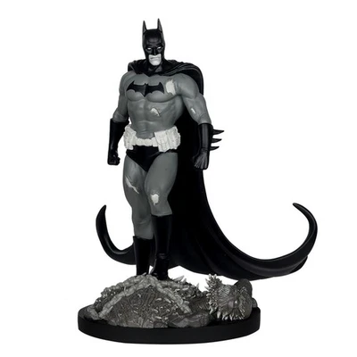 DC Direct Batman Black & White Bjorn Barends 1:10 Statue McFarlane Limited 350 - Immagine 1 di 3