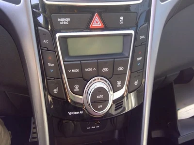 2014 Hyundai Elantra GT Climate Control Unit Used Trim Peeling 140k Miles - Image 1 of 4