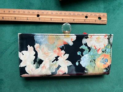 Novo Na Caixa Ted Baker London Carteira Floral Preta Clutch Opulenta Padrão Bloom - Imagem 1 de 4