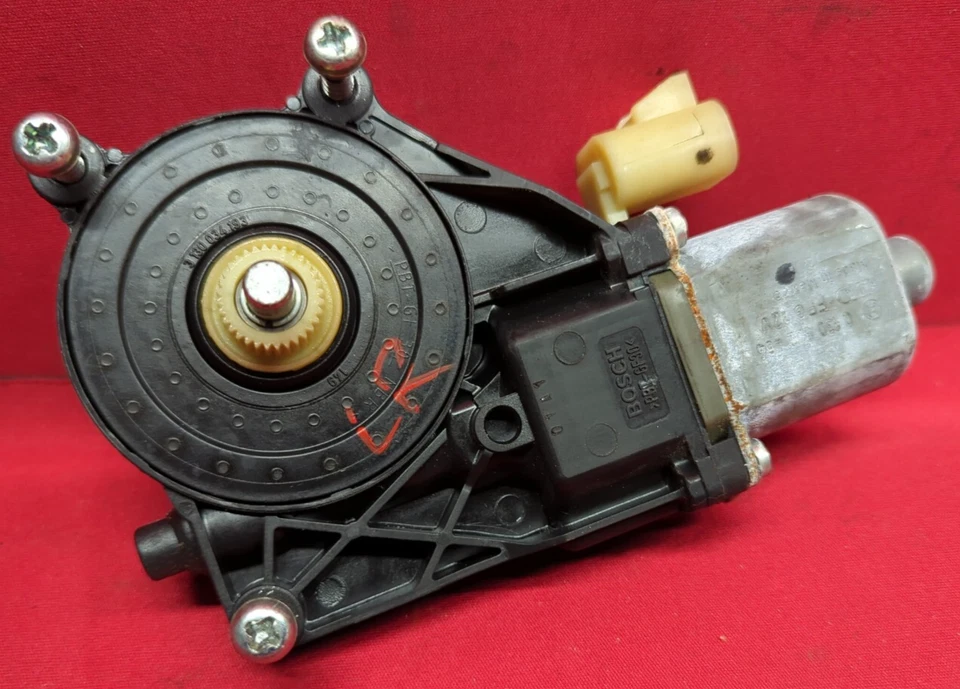 2011 - 2015 - Chevrolet Volt - Rear Left / Rear Driver Side - Window Motor - - Image 1 of 4