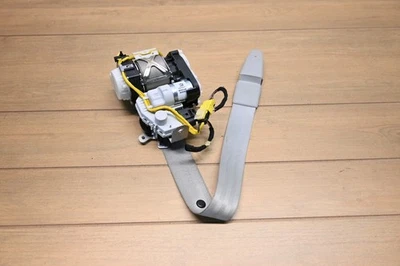 Cinturón de seguridad delantero derecho pasajero gris 13-18 AUDI A6 A7 S6 S7 RS7 OEM Foto 1 de 4