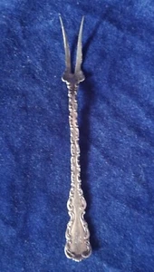 LOUIS XV Whiting Sterling TWO TINE BUTTER PICK - monogram front - Picture 1 of 4