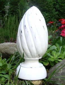 Pinienzapfen Holzdeko Zapfen Pinie Holzzapfen antikweiß mediterran Landhaus chic - Bild 1 von 2