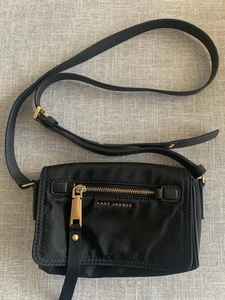 Marc Jacobs Mini Nylo Crossbody Bag Black Gold Hardware - Picture 1 of 17