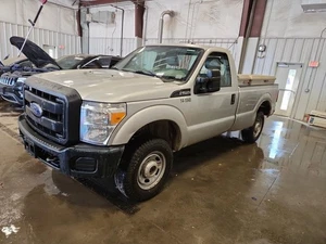 Wash Reservoir Fits 11-16 FORD F250SD PICKUP 470129 - Picture 1 of 12