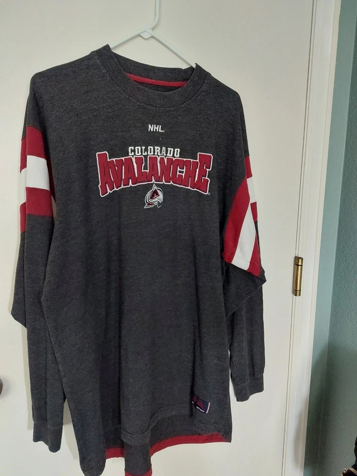 Colorado Avalanche Long Sleeved Gray Maroon & White Majestic Pullover (Sz-XL) - Image 1 of 4