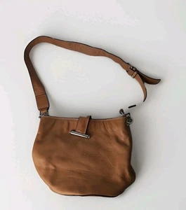 Trenery Leather Shoulder Bag / Crossbody Tan Genuine Leather Elegant Classic - Picture 1 of 7