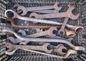 Lotto Lavoro Tenditori Vintage Ecc Attrezzi Meccanici Incl Marca Lumaca - Foto 1 di 3