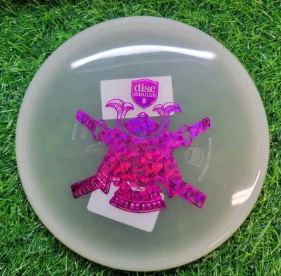 Discmania Glow SENSEI Active Premium Disc Golf Putter 3/3/0/1 - Image 1 of 4