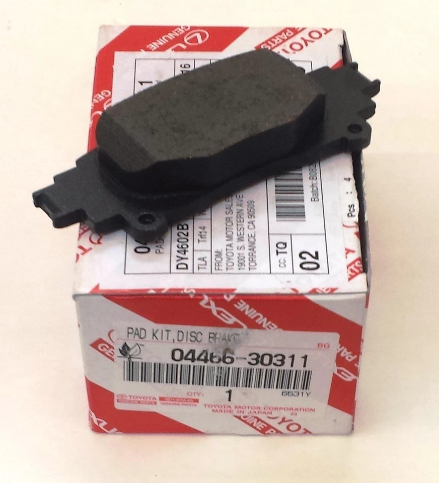 LEXUS OEM FACTORY REAR BRAKE PAD SET 2013-2020 GS350 GS450H - Image 1 of 1