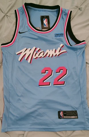 Miami Heat City Edition Jersey Medium - Jimmy Butler Cover