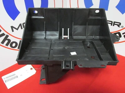 DODGE RAM Passenger Right Side Diesel Battery Tray NEW OEM MOPAR Foto 1 de 4