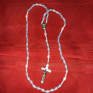 Crucifijo Rosario Católico Vintage Azul Arte Vidrio Cuentas - Imagen 1 de 4