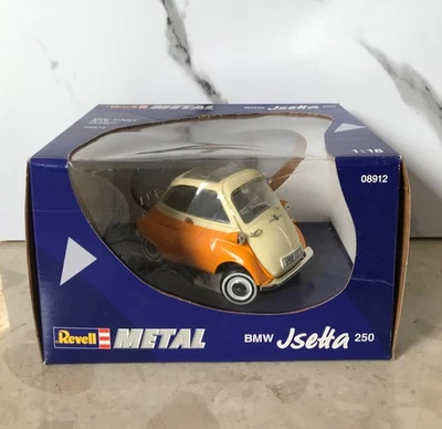 Revell Metal 08912 BMW Isetta 250 Die Cast Model Car - Scale 1:18 - Image 1 of 4