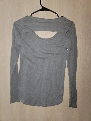 Camisa Activa Pink By Victoria Secret Cerradura Espalda Abierta Manga Larga Talla Pequeña Foto 1 de 4