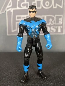 Figura de acción Nightwing 2020 Spin Master DC Comics Super Hero 4" traje variante - Imagen 1 de 4