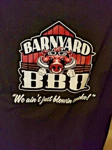 Mens T Shirt size M Black Size M Barnyard BBQ Back Is A Hog We Aint Blowin Smoke - Picture 1 of 12