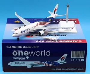 JC Wings 1:200 Malaysia Airlines Airbus A330-300 modello aereo pressofuso 9M-MTE - Foto 1 di 14