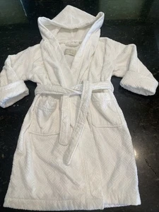 Frette 1960 St. Regis Child’s Hooded Robe - Picture 1 of 8
