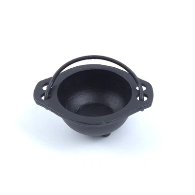 Caldero pequeño de hierro fundido New Age Imports Inc. para manchas  Foto 1 de 4