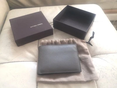 Stunning Genuine Bottega Veneta Men's Catalano Leather Bifold Wallet - image 1 of 4