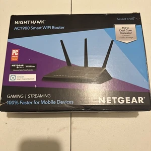NETGEAR Nighthawk AC1900 Smart WiFi Router (‎R7000-100NAS) - Picture 1 of 6