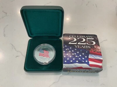 2001 United States Celebrates 225 Years Sterling Silver Medallion Canadian Mint - Image 1 of 3