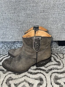 Lucchese 1883 Janis M4637 Distressed Leather Studded Heel Booties US 9.5 B - Picture 1 of 14