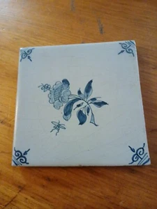 Antique Delft Blue Tile depicting A Flower With A Butterfly And A Bee - Picture 1 of 6