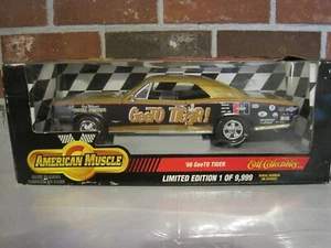 ERTL AMERICAN MUSCLE 1966 GEE TO TIGER DIE CAST SCALA 1:18 EDIZIONE LIMITATA--NUOVO - Foto 1 di 11