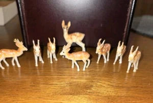 Vintage Small Deer Plastic Lot Of 8 - Picture 1 of 7