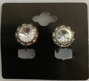 Performance Earring Swarovski Clear 10 mm Clip On - Picture 1 of 2