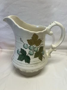 Vintage Beautiful Tea Pot Vineyard grapes pattern Vernon Ware Metlox pottery - Picture 1 of 10