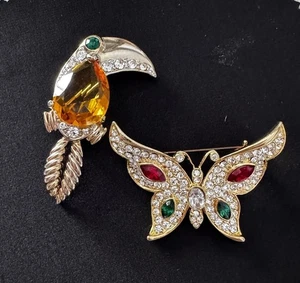 2 Vintage Estate Multi Colored crystal Pave / Rhinestone Butterfly & Toucan - Picture 1 of 8