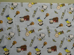 NEW, UNWASHED SPRINGS CREATIVE  "CHARLIE BROWN & FRIENDS MUSIC" FABRIC- 1/2 YARD - Picture 1 of 7