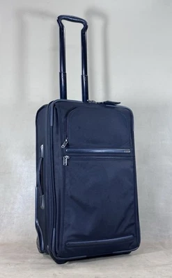 Preowned Tumi 22” Upright Carry On 2 Wheeled Expandable Suitcase 22022D4 Black - Image 1 of 4