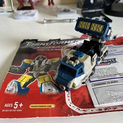 TRANSFORMERS UNIVERSE BARRICADE ROBOTS DISFRAZADOS 2005 Foto 1 de 4