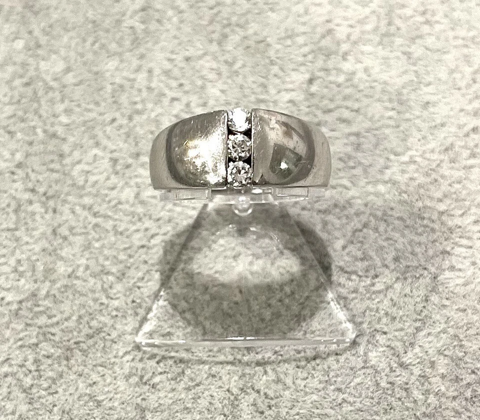 925/-Silber Ring mit 3 simulierten Diamanten Gr. 57, - Bild 1 von 3