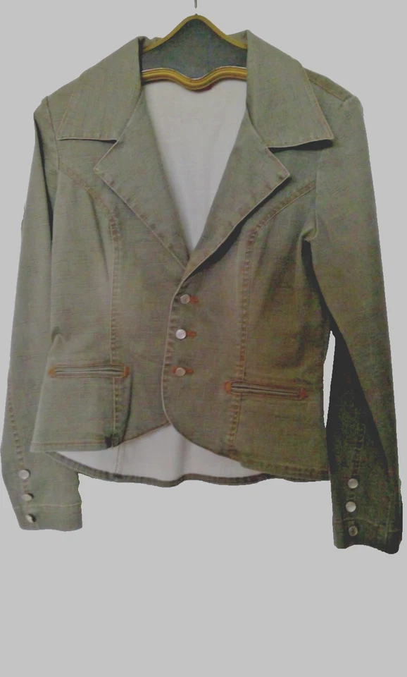 Women's Short waisted Blazer Gray faded-denim with pearl buttons by Mossimo (XL) - Image 1 of 4