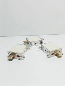 LOT OF 3 SIEMENS 3NA7 805 NH000 gG 16A 500 A.C 120KA - Picture 1 of 5