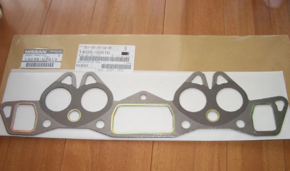 NISSAN Genuine L20B Datsun Intake Exhaust Manifold Gasket 14035-U2810 - Image 1 of 1