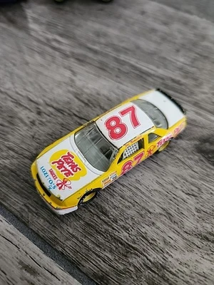 Joe Nemechek #87 Texas Pete 1991 Chevy Lumina 1/64 Revell Racing coleccionables Foto 1 de 3
