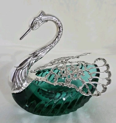 Sterling silver & Glass Novelty bon bon Basket. Fashioned as A Swan.London 1962  - Image 1 of 4