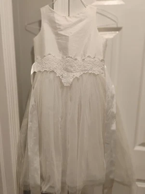 Formal, Flower Girl, Communion Dress, Soft white,  Sleeveless. Girls Size 8 - Image 1 of 3
